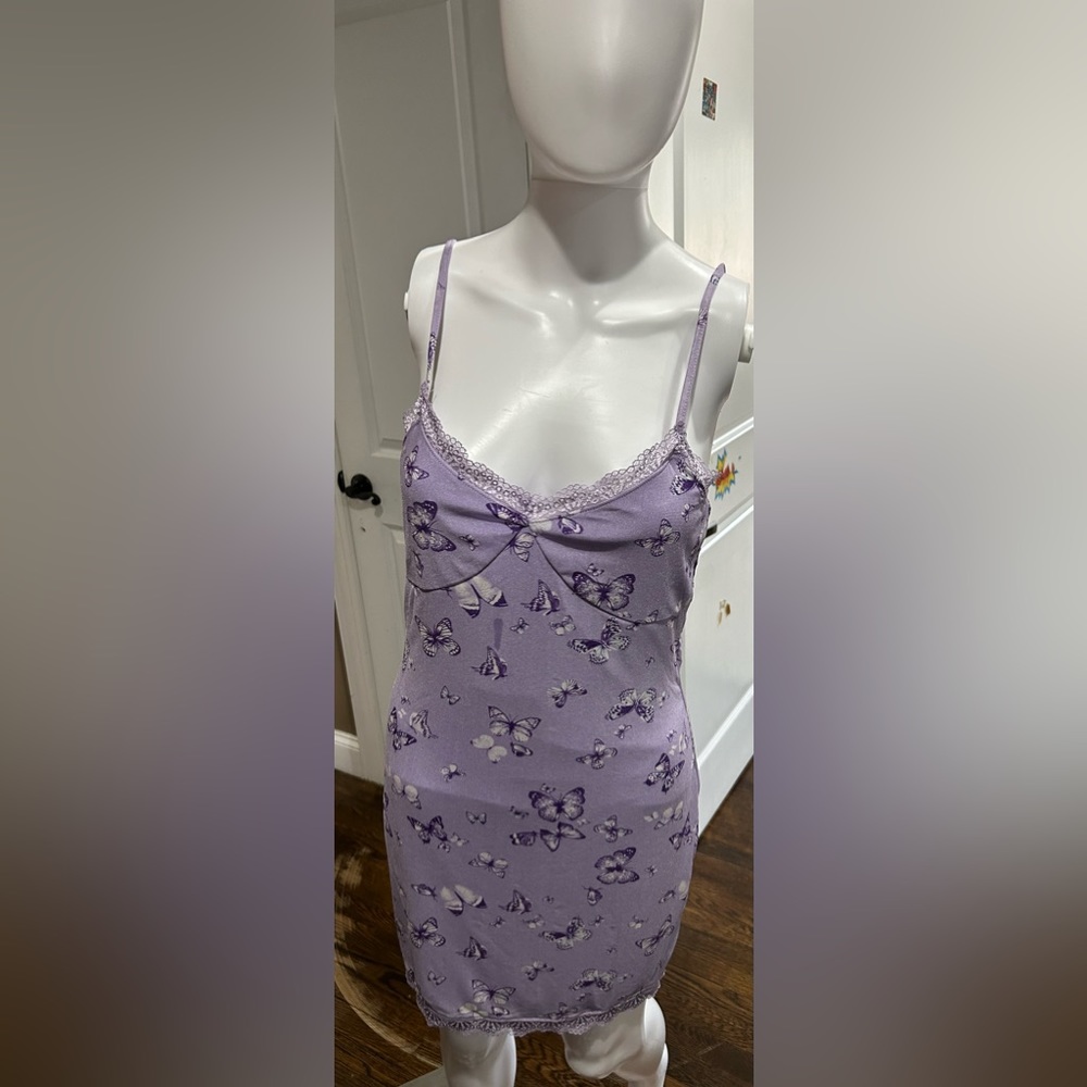 Sleeveless dress